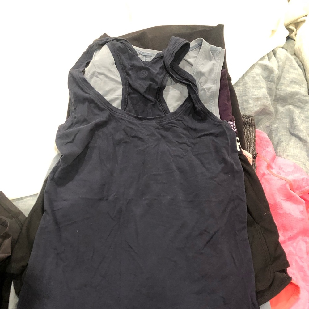 Lululemon tank